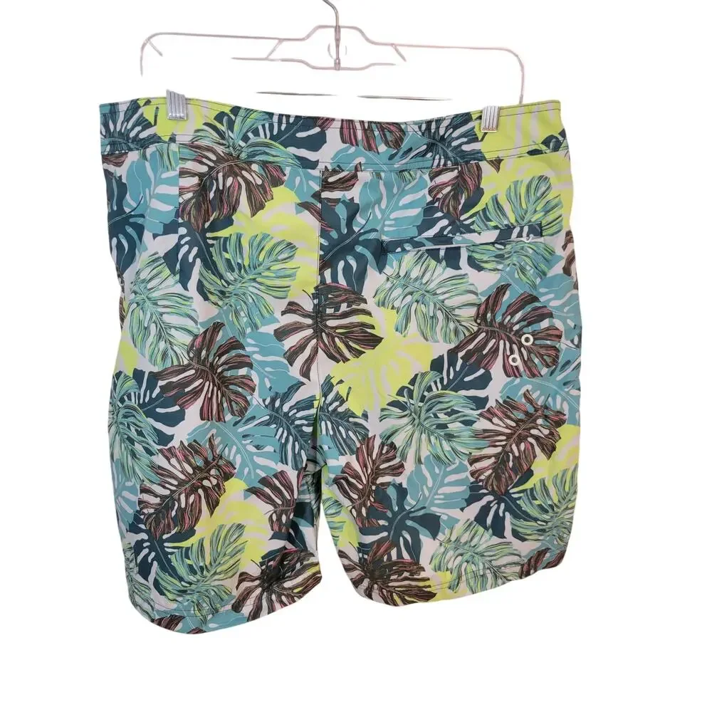 NWT American Eagle Multicolor Tropical Print‎ Board Shorts Men's Size Large